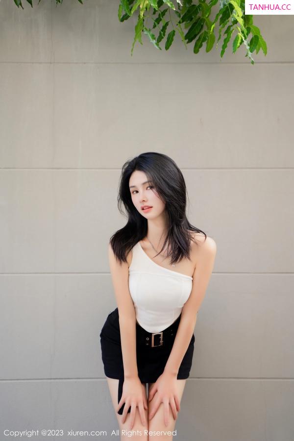   [XiuRen]高清写真图 2023.05.25 No.6798 艾希儿 清爽美腿第14张图片